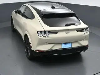 Ford Mustang Mach-E 2025 AWD GT 4p SUV