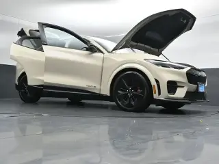 Ford Mustang Mach-E 2025 AWD GT 4p SUV