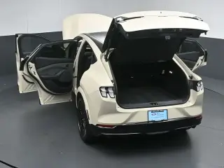 Ford Mustang Mach-E 2025 AWD GT 4p SUV