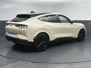 Ford Mustang Mach-E 2025 AWD GT 4p SUV
