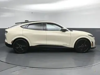Ford Mustang Mach-E 2025 AWD GT 4p SUV