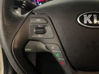 Kia Forte 2015 LX 4p Sedan 6AT