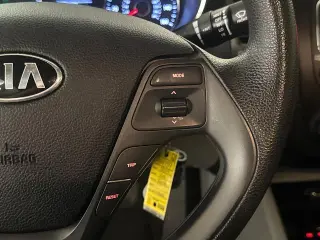 Kia Forte 2015 LX 4p Sedan 6AT