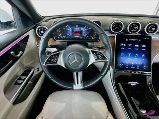 Mercedes-Benz Clase C 2024 AWD C 300 4MATIC 4p Sedan