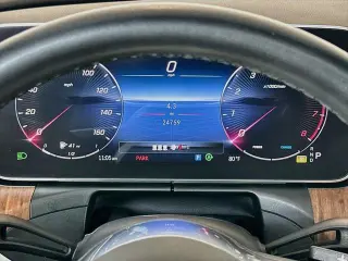 Mercedes-Benz Clase C 2024 AWD C 300 4MATIC 4p Sedan
