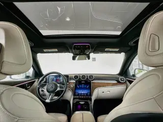 Mercedes-Benz Clase C 2024 AWD C 300 4MATIC 4p Sedan