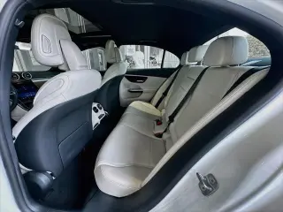 Mercedes-Benz Clase C 2024 AWD C 300 4MATIC 4p Sedan