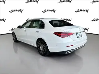 Mercedes-Benz Clase C 2024 AWD C 300 4MATIC 4p Sedan