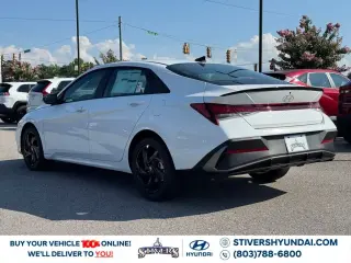 Hyundai ELANTRA 2026 SEL Sport 4p Sedán