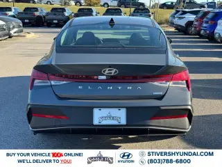 Hyundai ELANTRA Hybrid 2026 Azul 4p Sedan