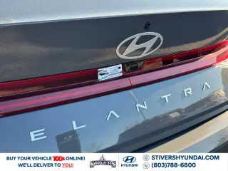 Hyundai ELANTRA Hybrid 2026 Azul 4p Sedan