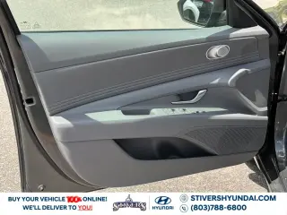 Hyundai ELANTRA 2026 SEL Sport Premium 4p Sedan