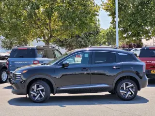 Nissan Kicks 2026 SV 4p Crossover
