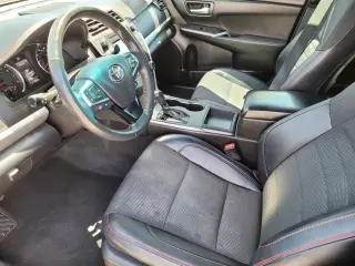 Toyota Camry 2017 SE 4p Sedan