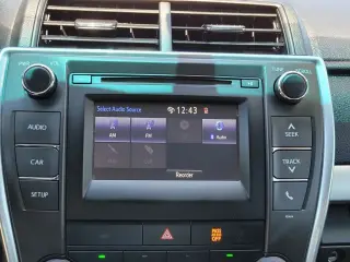 Toyota Camry 2017 SE 4p Sedan