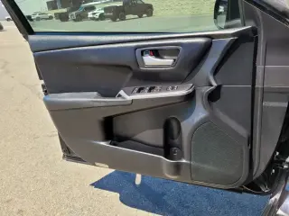Toyota Camry 2017 SE 4p Sedan
