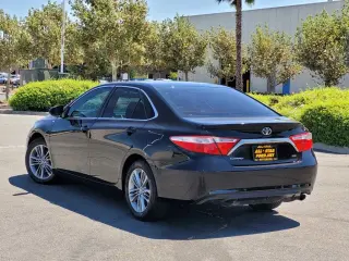 Toyota Camry 2017 SE 4p Sedan