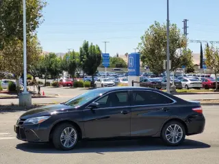 Toyota Camry 2017 SE 4p Sedan