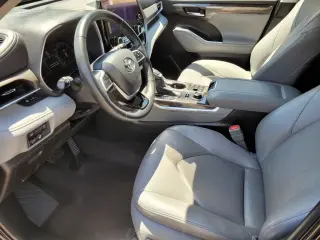 Toyota Highlander 2023 AWD Limited 4dr SUV