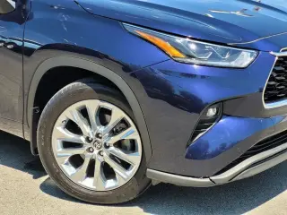 Toyota Highlander 2023 AWD Limited 4dr SUV