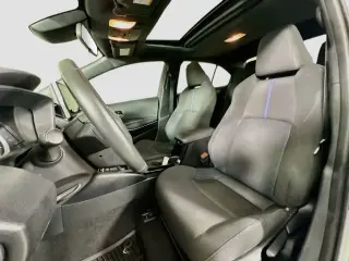 Toyota Corolla 2020 SE 4p Sedan 6M
