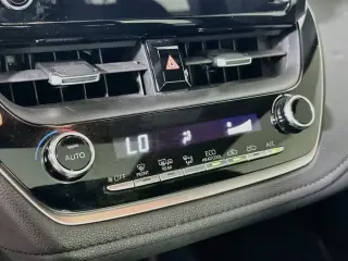Toyota Corolla 2020 SE 4p Sedan 6M