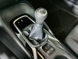 Toyota Corolla 2020 SE 4p Sedan 6M
