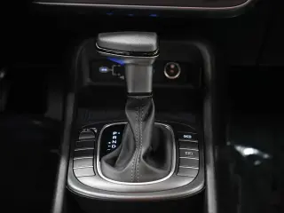 Hyundai KONA 2024 SE 4dr Crossover