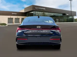 Hyundai ELANTRA Hybrid 2026 Azul 4p Sedan