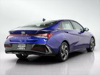 Hyundai ELANTRA 2025 SEL Confort 4p Sedan