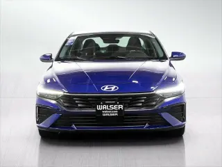 Hyundai ELANTRA 2025 SEL Confort 4p Sedan