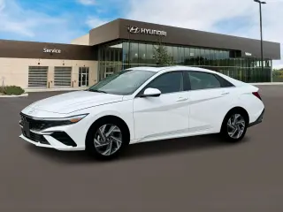 Hyundai ELANTRA 2025 SEL Confort 4p Sedan