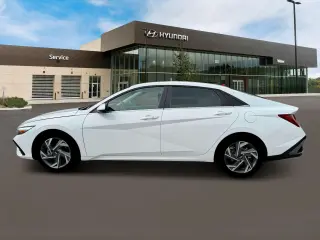 Hyundai ELANTRA 2025 SEL Confort 4p Sedan