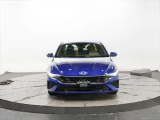 Hyundai ELANTRA 2025 SEL Confort 4p Sedan