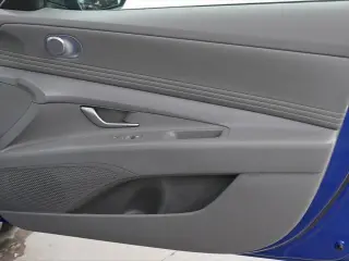 Hyundai ELANTRA 2025 SEL Confort 4p Sedan