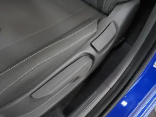 Hyundai ELANTRA 2025 SEL Confort 4p Sedan