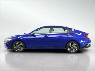 Hyundai ELANTRA 2025 SEL Confort 4p Sedan