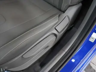 Hyundai ELANTRA 2025 SEL Confort 4p Sedan