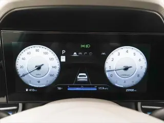 Hyundai ELANTRA 2025 SEL Confort 4p Sedan