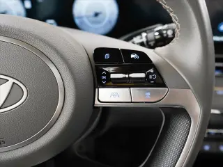 Hyundai ELANTRA 2025 SEL Confort 4p Sedan