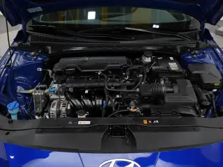 Hyundai ELANTRA 2025 SEL Confort 4p Sedan