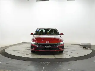 Hyundai ELANTRA 2025 SEL Confort 4p Sedan