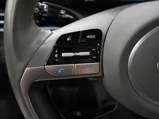 Hyundai ELANTRA 2025 SEL Confort 4p Sedan