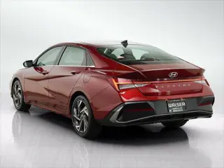 Hyundai ELANTRA 2025 SEL Confort 4p Sedan