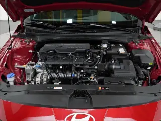 Hyundai ELANTRA 2025 SEL Confort 4p Sedan