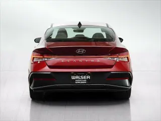 Hyundai ELANTRA 2025 SEL Confort 4p Sedan