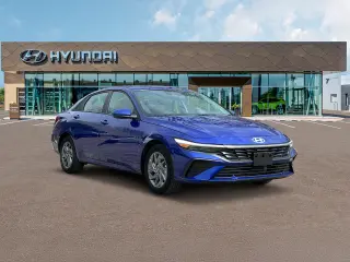 Hyundai ELANTRA Hybrid 2025 Azul 4p Sedan