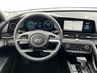 Hyundai ELANTRA Hybrid 2025 Azul 4p Sedan