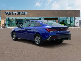 Hyundai ELANTRA Hybrid 2025 Azul 4p Sedan