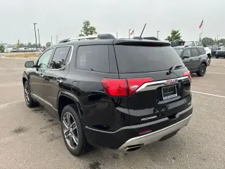 GMC Acadia 2019 4x4 Denali 4p SUV